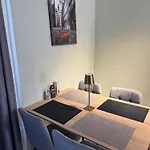 Flat In * Leskovik