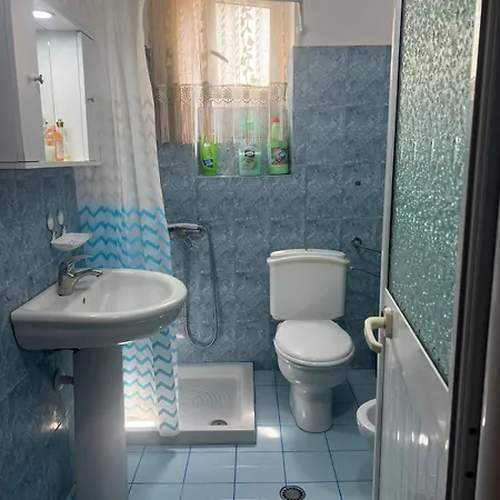 Appartement Flat In Leskovik