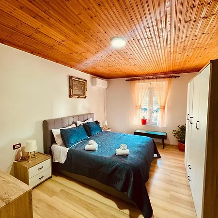 Apartment Flat In *